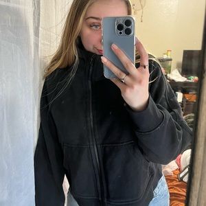 Lululemon Over sized cropped scuba M/L